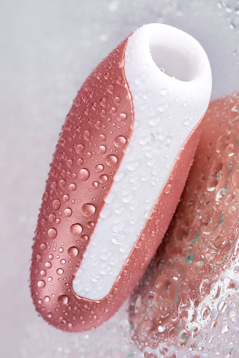 Вакуум-волновой бесконтактный стимулятор клитора Satisfyer Love Breeze, силикон, розовый, 9,5 см. в магазине ESEXTOYS