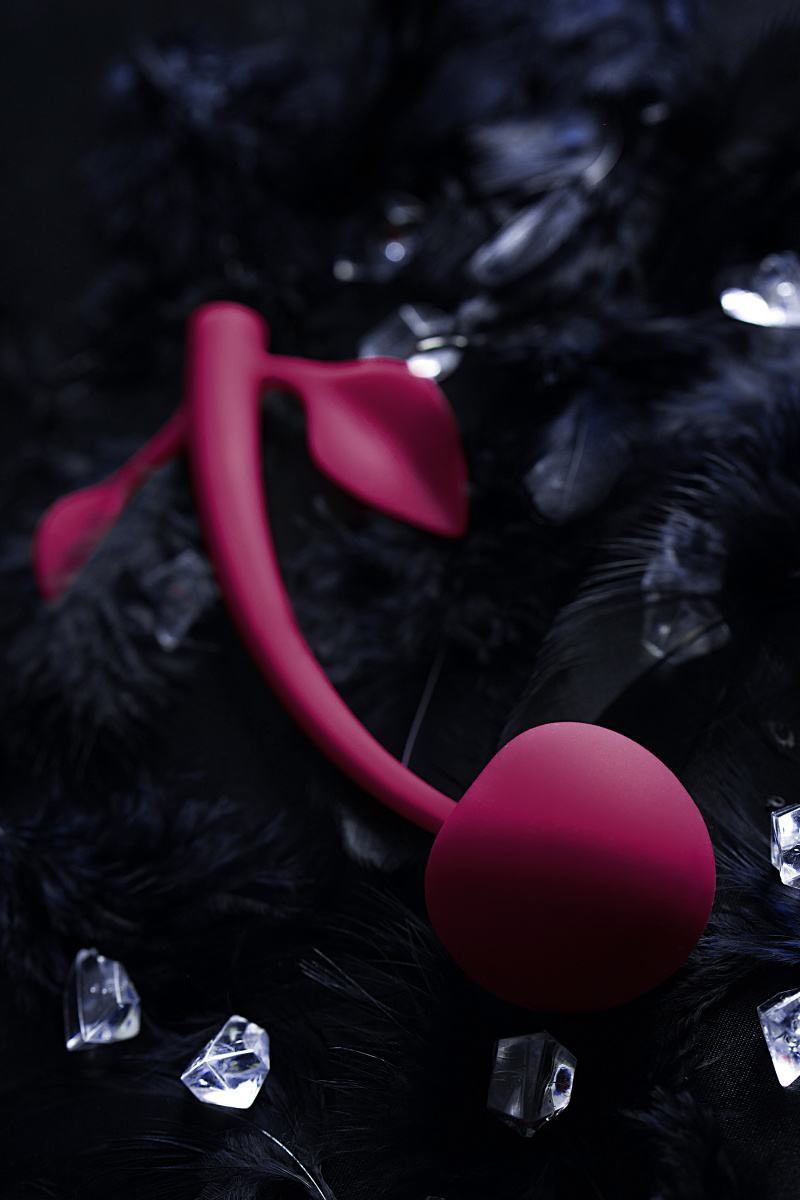Вагинальный шарик JOS CHERRY, силикон, бордовый, 14,5 см в магазине ESEXTOYS